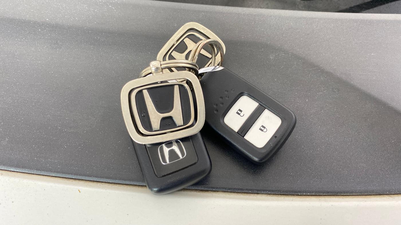 2022 Honda Jazz 1.2L I-VTEC VX CVT, Petrol, Automatic, 51,587 km, Key Close Up