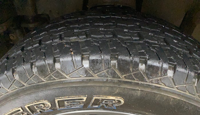 2022 Mahindra Thar LX PETROL HT 4WD AT, Petrol, Automatic, 20,633 km, Left Front Tyre Tread
