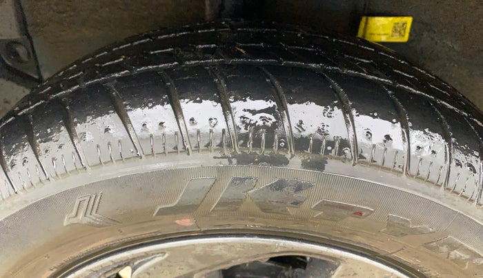 2021 Hyundai GRAND I10 NIOS SPORTZ 1.2 KAPPA VTVT, Petrol, Manual, 22,261 km, Right Rear Tyre Tread