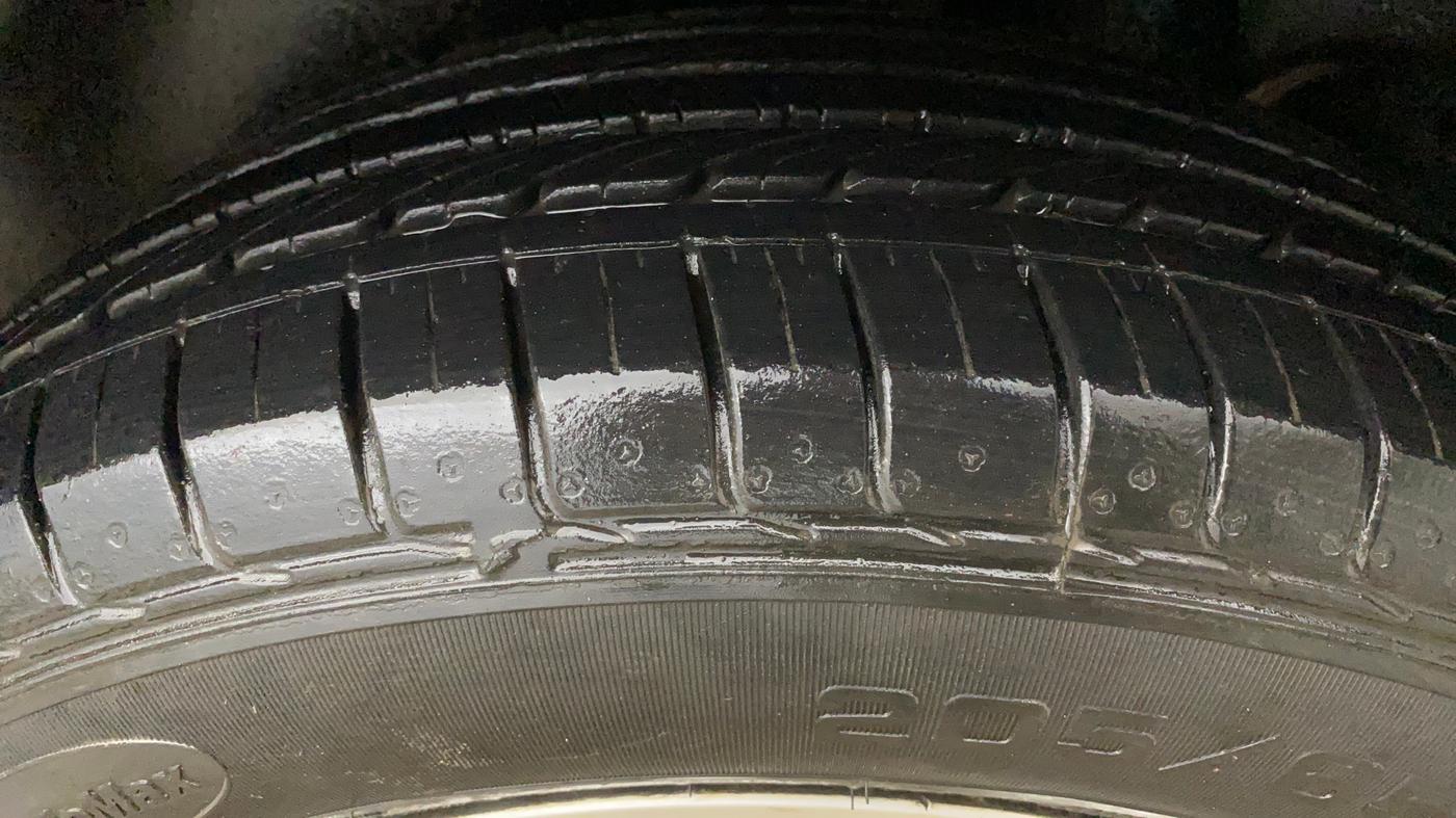 2019 Hyundai Creta SX 1.6 PETROL, Petrol, Manual, 71,876 km, Left Rear Tyre Tread