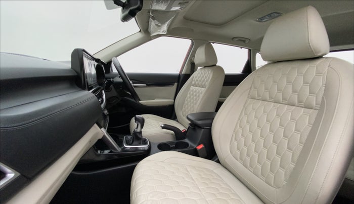 2020 KIA SELTOS HTX 1.5 DIESEL, Diesel, Manual, 46,978 km, Right Side Front Door Cabin