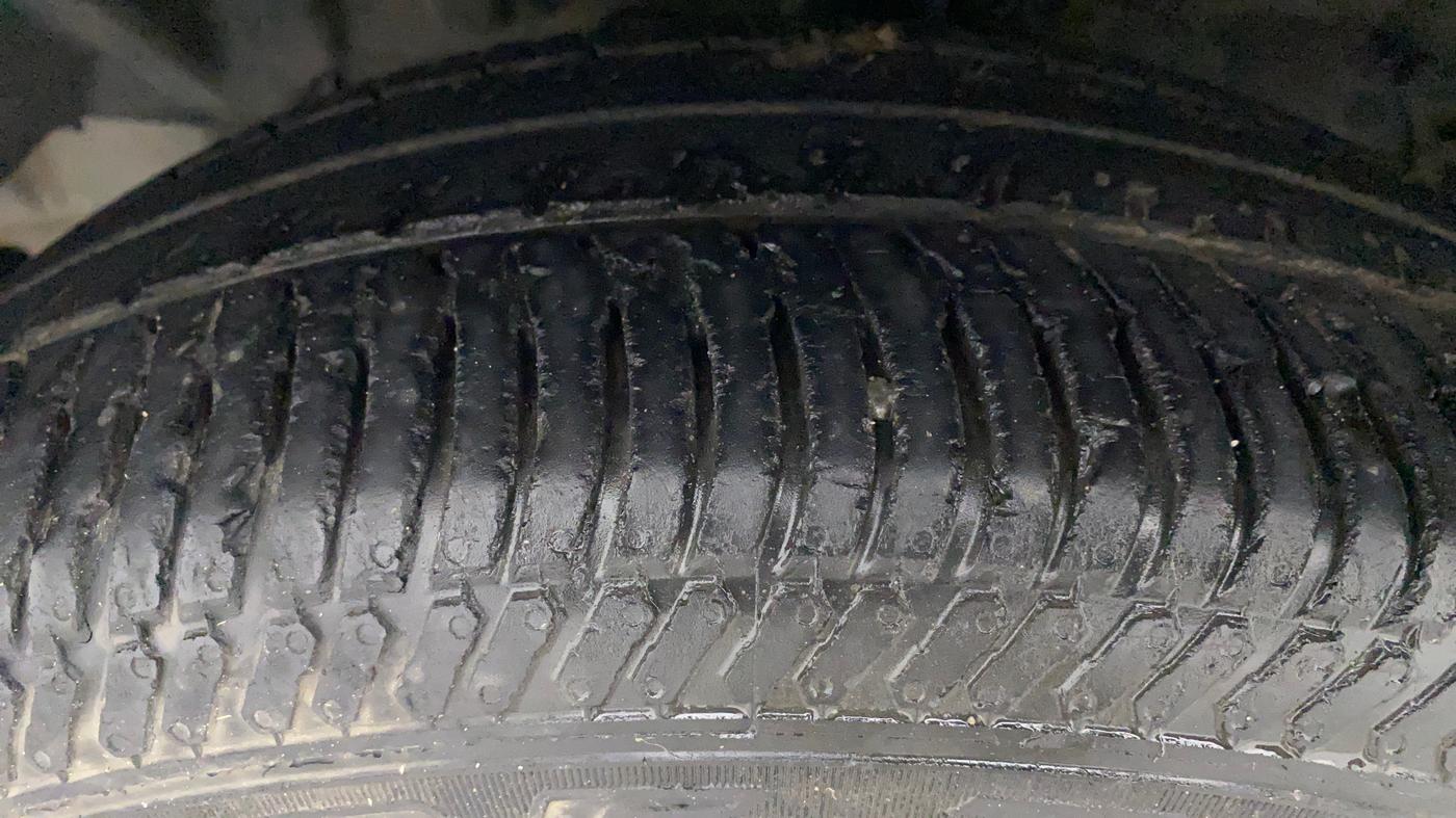 2016 Ford Ecosport TITANIUM 1.5L DIESEL, Diesel, Manual, 36,505 km, Left Front Tyre Tread