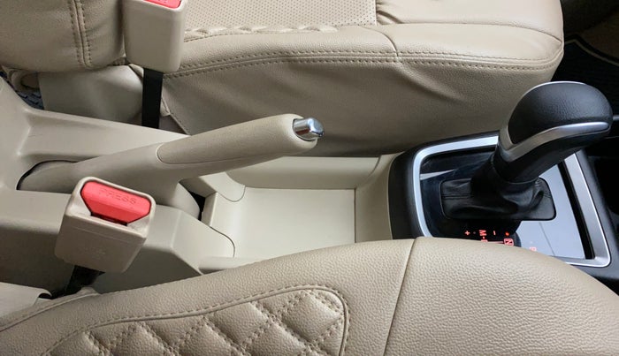 2019 Maruti Dzire ZXI AMT, Petrol, Automatic, 17,201 km, Gear Lever