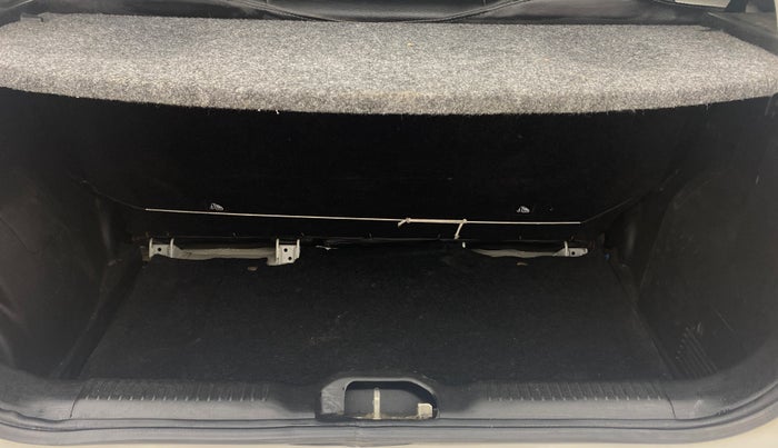 2020 Maruti Swift LXI, Petrol, Manual, 32,747 km, Boot Inside