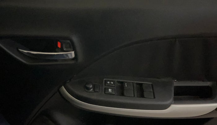 2017 Maruti Baleno DELTA PETROL 1.2, Petrol, Manual, 63,633 km, Driver Side Door Panels Control