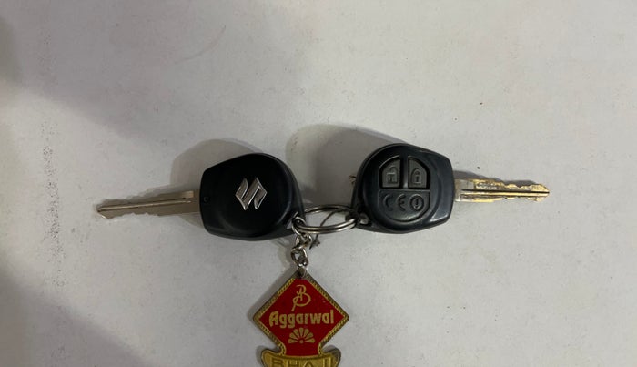 2017 Maruti Baleno DELTA PETROL 1.2, Petrol, Manual, 63,633 km, Key Close Up