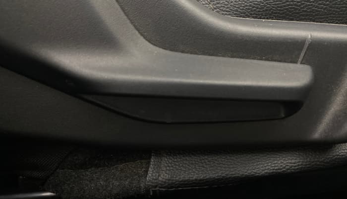 2018 Maruti Baleno DELTA PETROL 1.2, Petrol, Manual, 16,583 km, Driver Side Adjustment Panel