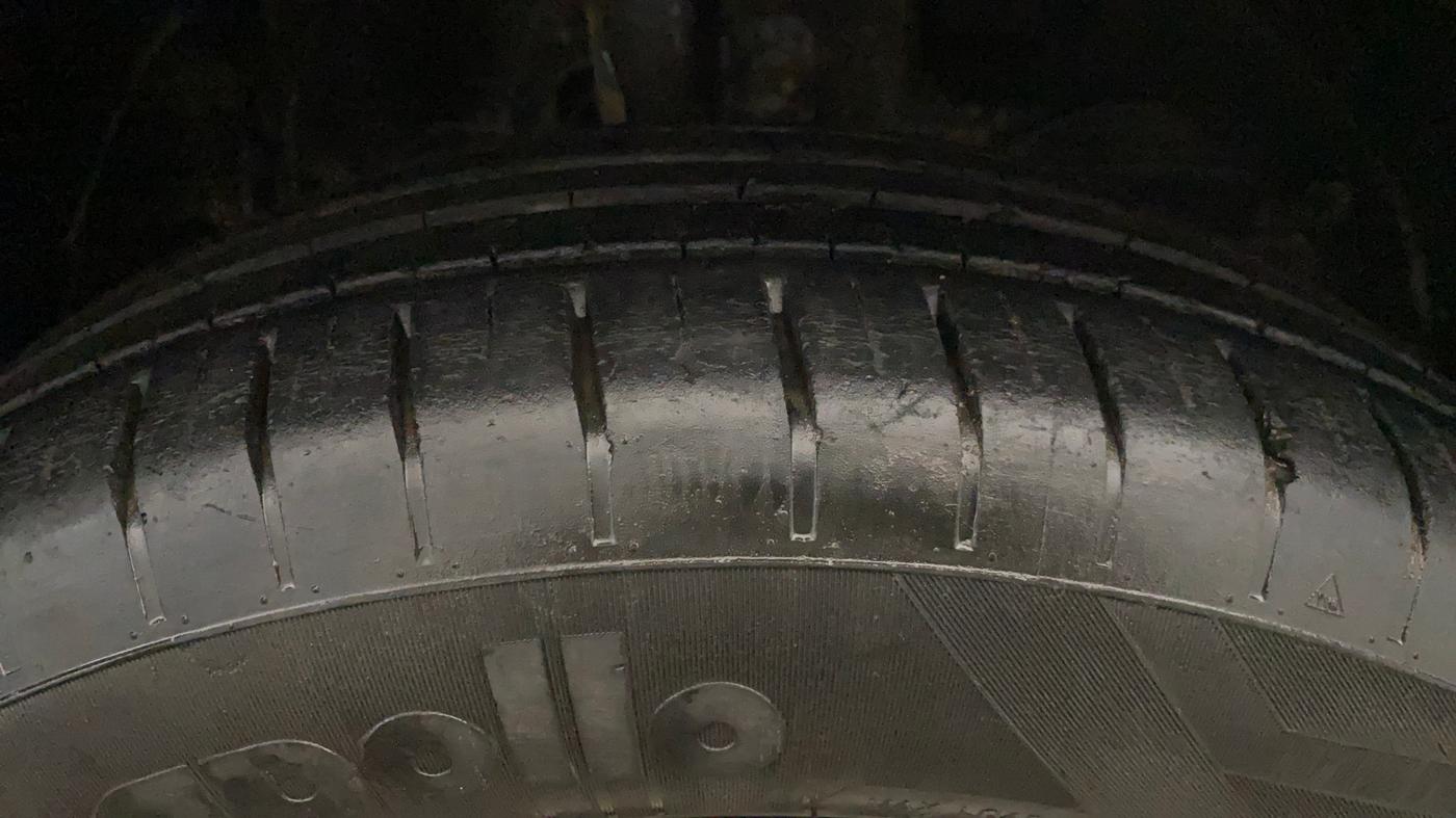 2022 Toyota Glanza E, Petrol, Manual, 71,208 km, Right Front Tyre Tread