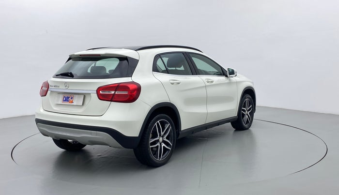 2015 Mercedes Benz GLA Class 200 CDI STYLE, Diesel, Automatic, 82,597 km, Right Back Diagonal