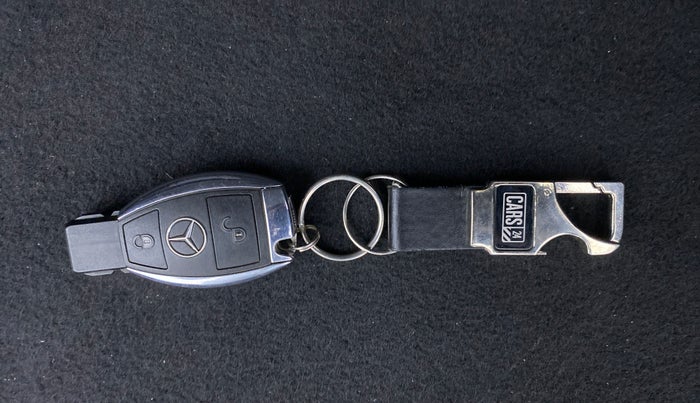 2015 Mercedes Benz GLA Class 200 CDI STYLE, Diesel, Automatic, 82,597 km, Key Close Up