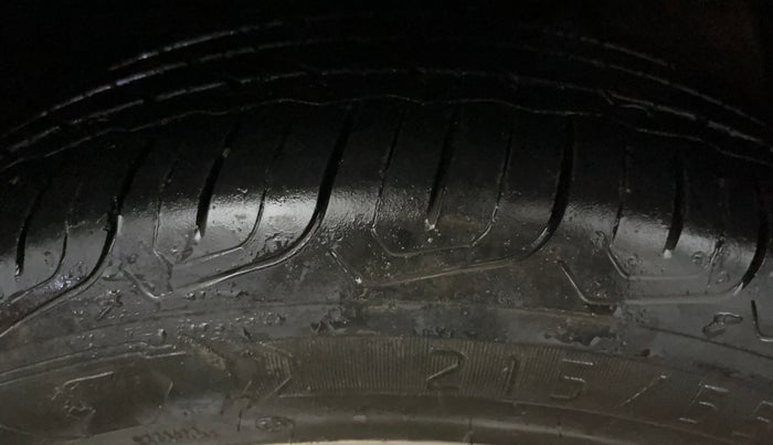 2022 MG ASTOR SMART 1.5 CVT, Petrol, Automatic, 13,062 km, Left Front Tyre Tread
