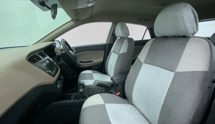 2018 Hyundai Elite i20 1.4 CRDI ASTA (O), Diesel, Manual, 81,897 km, Right Side Front Door Cabin View