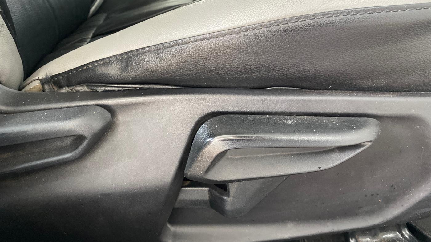 2023 Tata NEXON XZ PLUS DIESEL, Diesel, Manual, 71,131 km, Driver Side Adjustment Panel