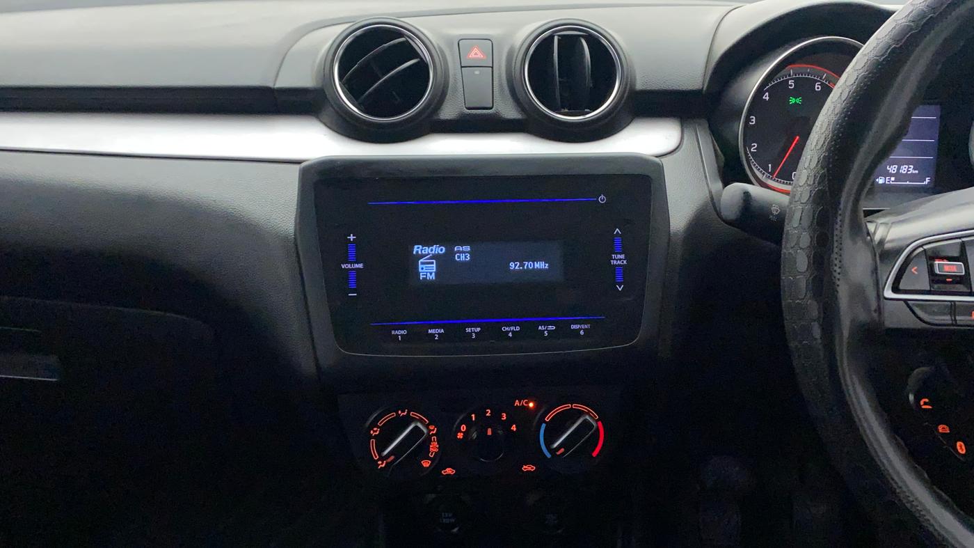 2021 Maruti Swift VXI, Petrol, Manual, 48,183 km, Air Conditioner