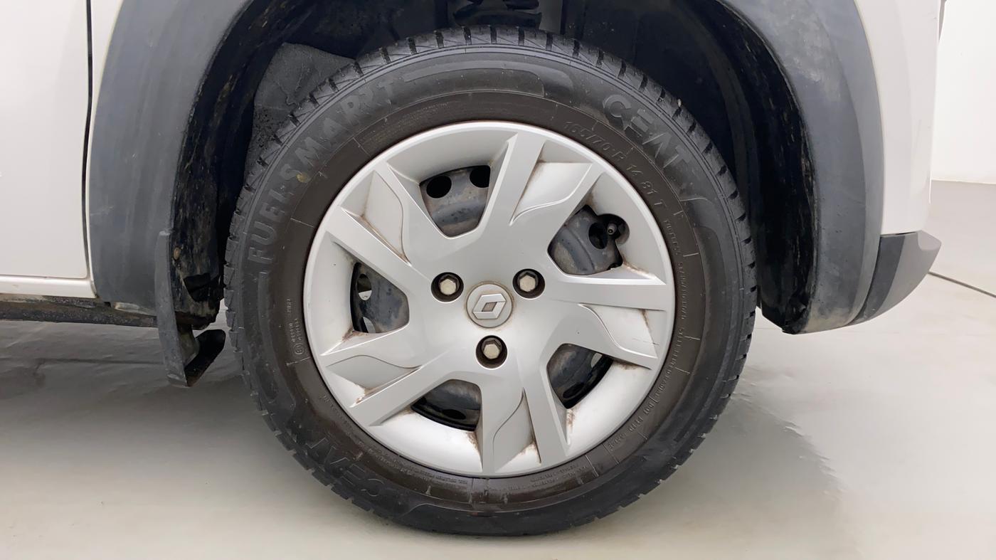 2019 Renault Kwid 1.0 RXT Opt, Petrol, Manual, 11,264 km, Right Front Wheel