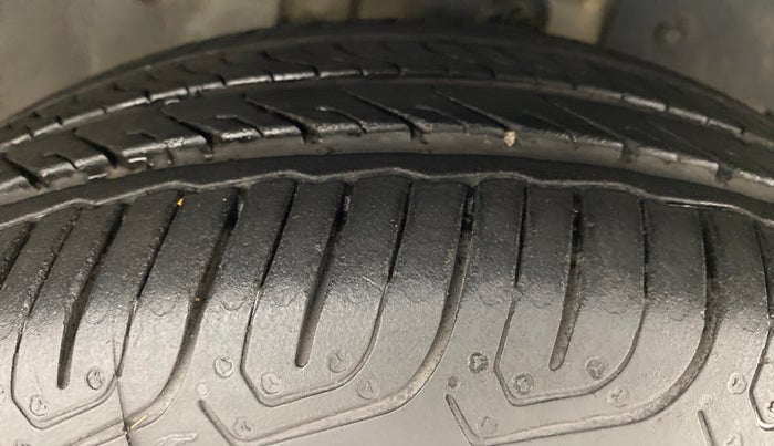 2012 Honda Jazz 1.2 X I VTEC, Petrol, Manual, 25,476 km, Right Front Tyre Tread