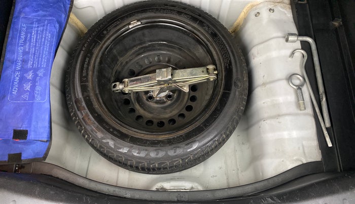 2012 Honda Jazz 1.2 X I VTEC, Petrol, Manual, 25,476 km, Spare Tyre