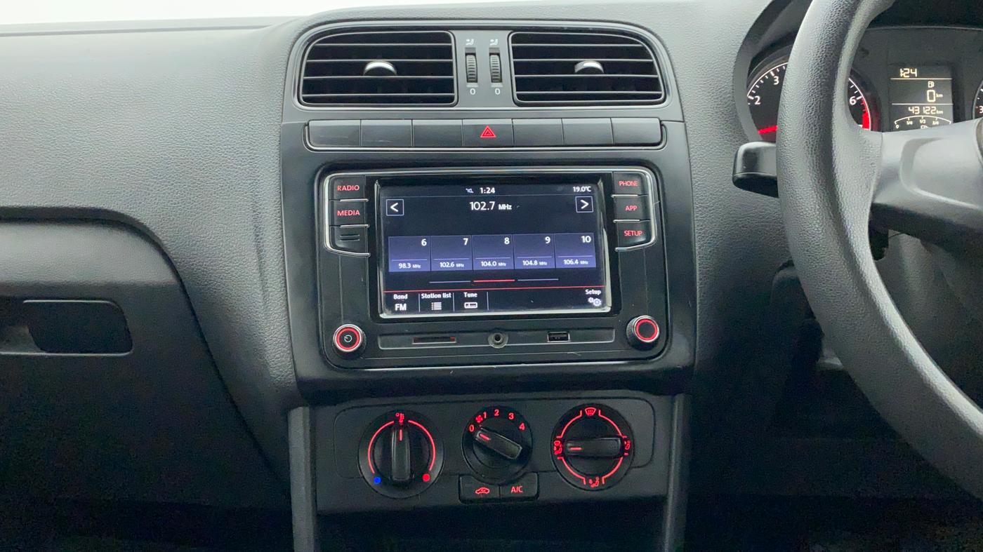 2018 Volkswagen Ameo COMFORTLINE 1.0, Petrol, Manual, 43,122 km, Air Conditioner