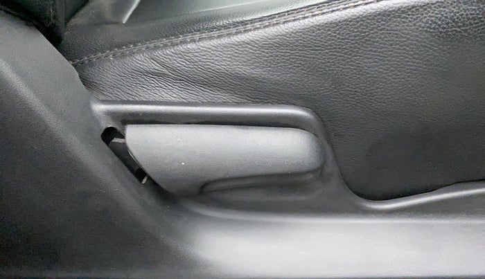 2012 Maruti Swift VDI, Diesel, Manual, 66,940 km, Driver Side Adjustment Panel