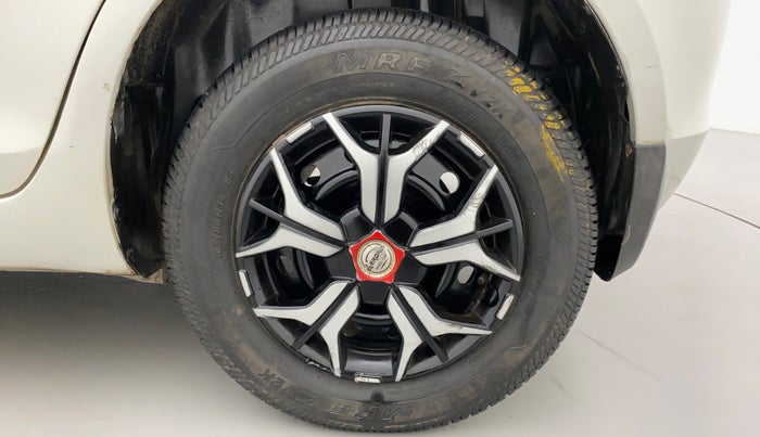2012 Maruti Swift VDI, Diesel, Manual, 66,940 km, Left Rear Wheel