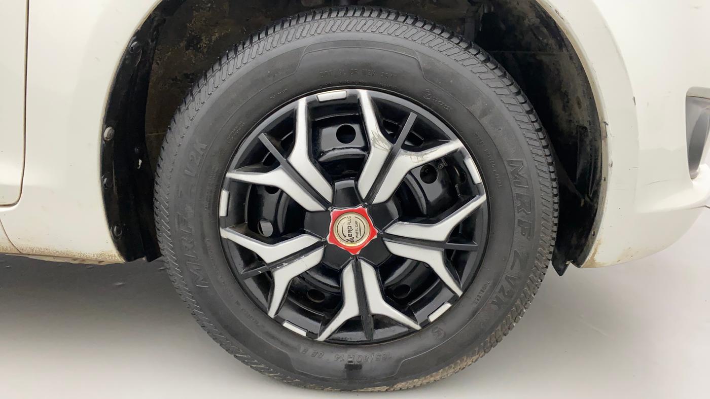 2012 Maruti Swift VDI, Diesel, Manual, 66,940 km, Right Front Wheel