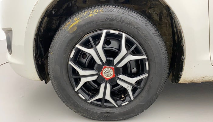 2012 Maruti Swift VDI, Diesel, Manual, 66,940 km, Left Front Wheel