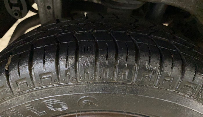 2015 Maruti Alto 800 LXI, Petrol, Manual, 55,706 km, Right Rear Tyre Tread