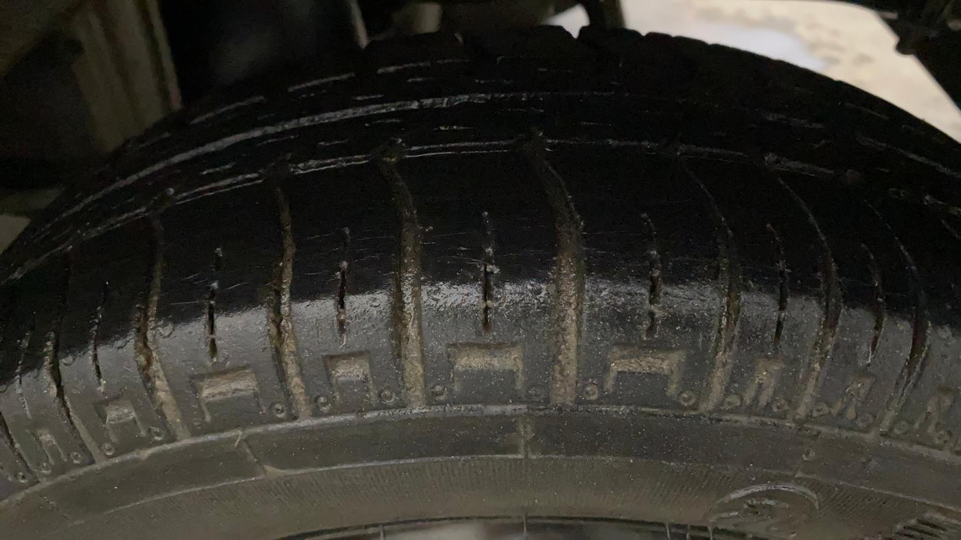 2015 Maruti Alto 800 LXI, Petrol, Manual, 55,706 km, Left Rear Tyre Tread