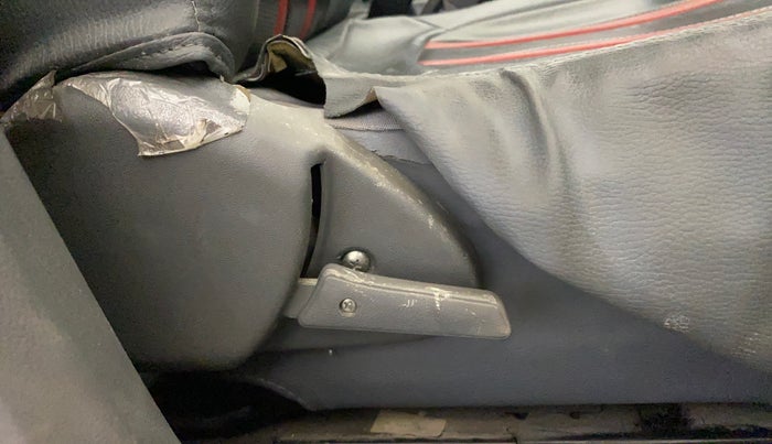 2015 Maruti Alto 800 LXI, Petrol, Manual, 55,706 km, Driver Side Adjustment Panel