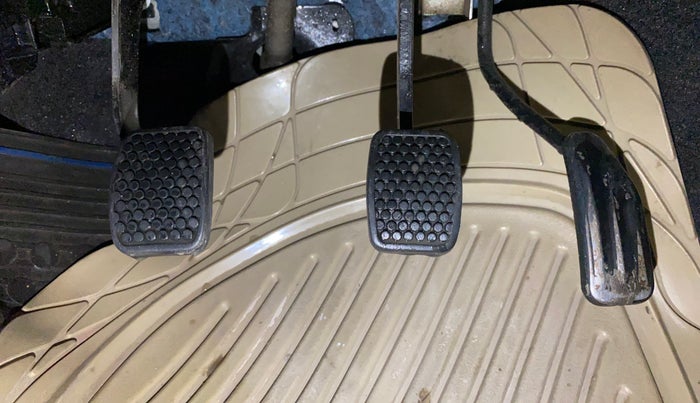 2015 Maruti Alto 800 LXI, Petrol, Manual, 55,706 km, Pedals