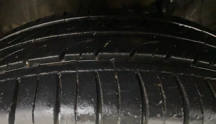 2012 Maruti Alto K10 VXI, Petrol, Manual, 79,215 km, Left Front Tyre Tread