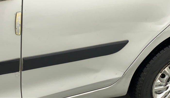 2016 Maruti Swift LXI (O), Petrol, Manual, 49,414 km, Rear left door - Minor scratches