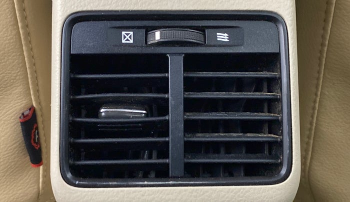 2015 Maruti Ciaz VXI PLUS, Petrol, Manual, 43,288 km, Rear AC Vents