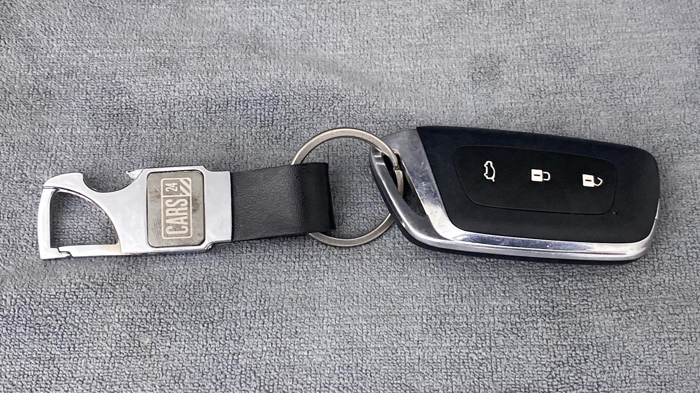 2021 MG HECTOR PLUS SHARP CVT, Petrol, Automatic, 9,602 km, Key Close Up