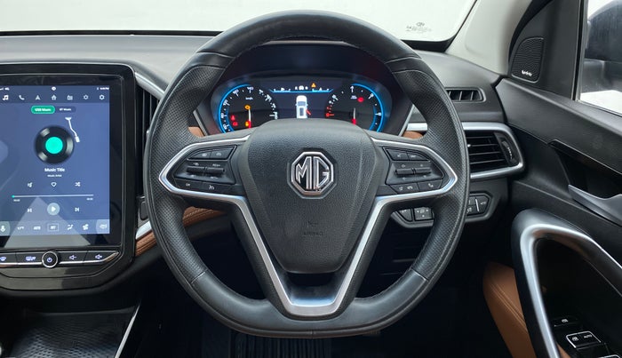 2021 MG HECTOR PLUS SHARP CVT, Petrol, Automatic, 9,602 km, Steering Wheel Close Up