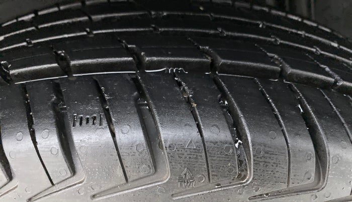 2018 Datsun Redi Go S 1.0 AMT, Petrol, Automatic, 13,517 km, Right Rear Tyre Tread