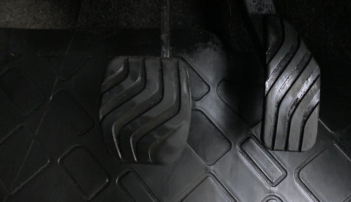 2018 Datsun Redi Go S 1.0 AMT, Petrol, Automatic, 13,517 km, Pedals