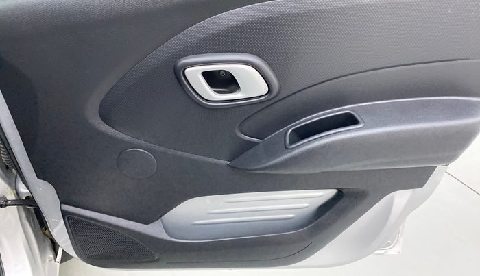 2018 Datsun Redi Go S 1.0 AMT, Petrol, Automatic, 13,517 km, Driver Side Door Panels Control