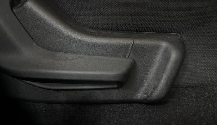 2021 Maruti IGNIS SIGMA 1.2, Petrol, Manual, 56,460 km, Driver Side Adjustment Panel