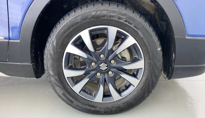 2020 Maruti S Cross ALPHA 1.5 SMART HYBRID, Petrol, Manual, 15,746 km, Right Front Wheel