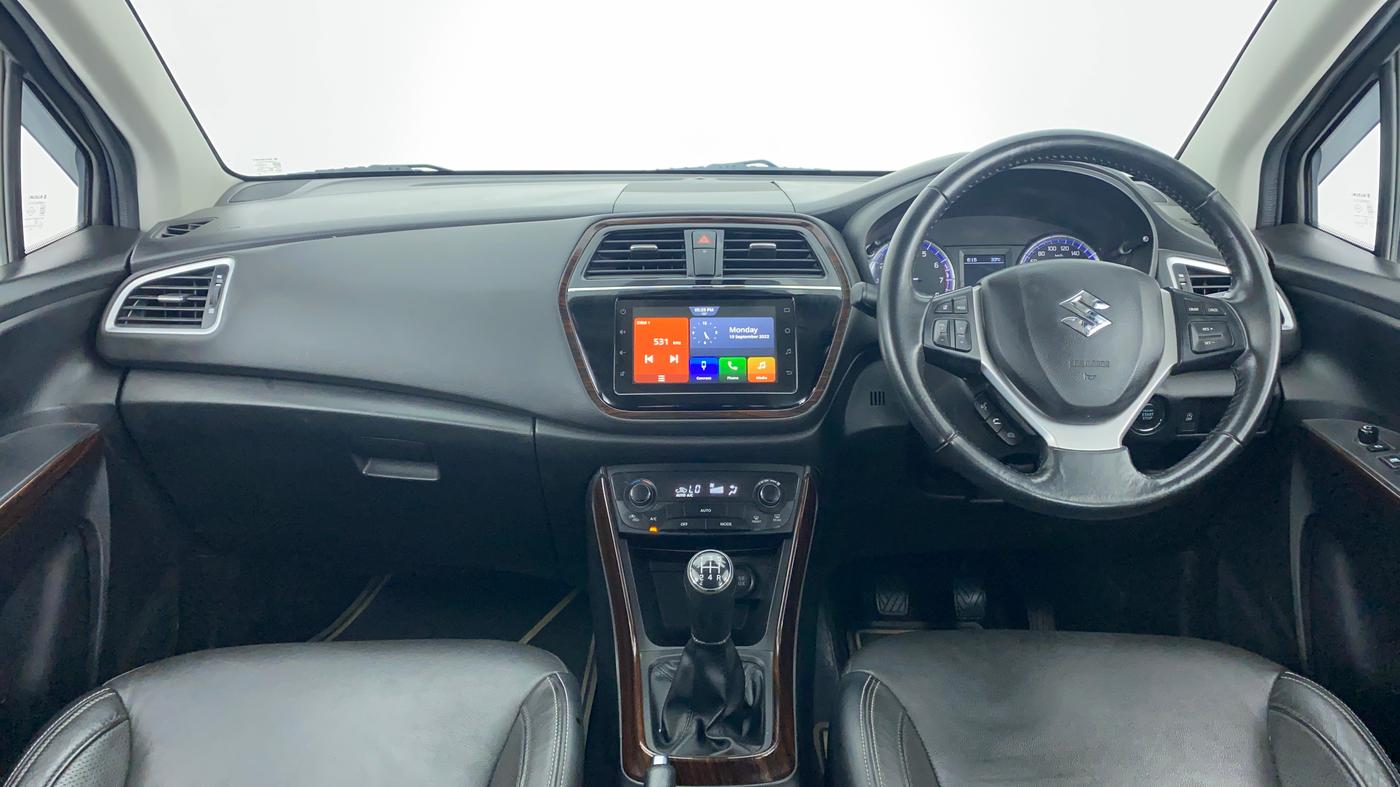 2020 Maruti S Cross ALPHA 1.5 SMART HYBRID, Petrol, Manual, 15,746 km, Dashboard