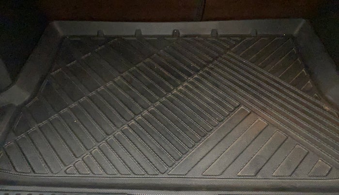 2021 Toyota URBAN CRUISER HIGH GRADE MT, Petrol, Manual, 45,969 km, Boot Inside