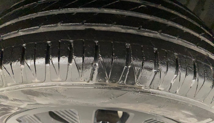 2021 Toyota URBAN CRUISER HIGH GRADE MT, Petrol, Manual, 45,969 km, Right Front Tyre Tread