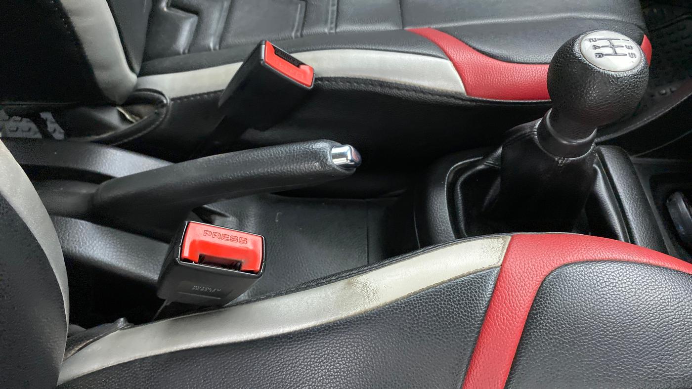 2017 Maruti Swift VXI, Petrol, Manual, 52,858 km, Gear Lever