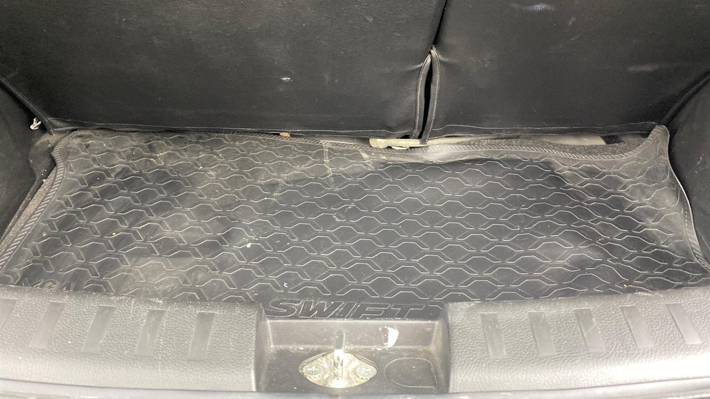 2017 Maruti Swift ZXI, Petrol, Manual, 59,396 km, Boot Inside