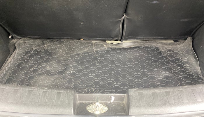 2017 Maruti Swift ZXI, Petrol, Manual, 59,813 km, Boot Inside