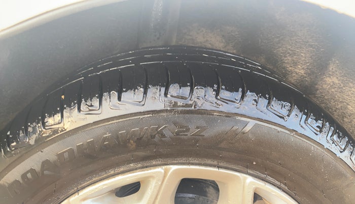 2016 Ford Ecosport TITANIUM 1.5L DIESEL, Diesel, Manual, 1,13,501 km, Right Rear Tyre Tread