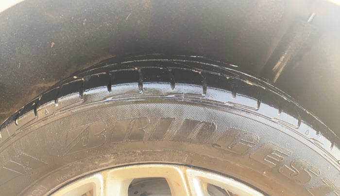 2016 Ford Ecosport TITANIUM 1.5L DIESEL, Diesel, Manual, 1,13,501 km, Left Rear Tyre Tread