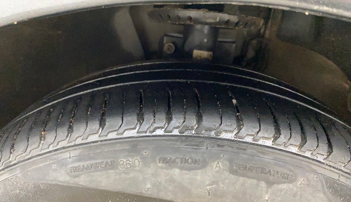 2021 Volkswagen Polo COMFORTLINE 1.0L TSI AT, Petrol, Automatic, 62,247 km, Left Front Tyre Tread