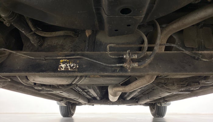 2011 Maruti Swift VXI, Petrol, Manual, 20,576 km, Rear Underbody